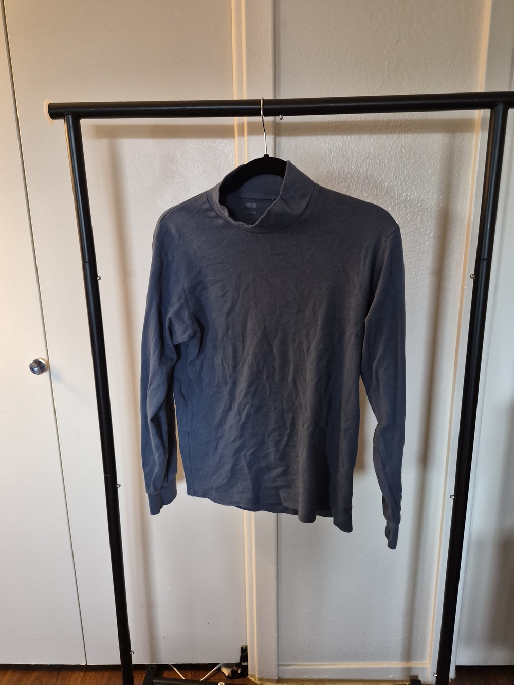Uniqlo Men's Long Sleeve Mock Neck Tee - Slate Blue